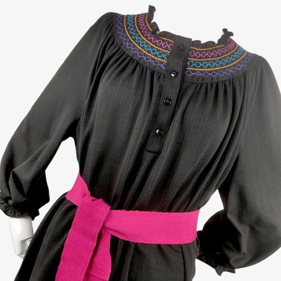 Vintage 1970s 80s Black Mexican Folk Dress Rainbow Smocking Cotton Gauze BOHO Br - Picture 1 of 16
